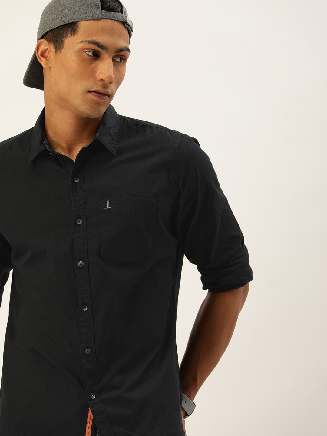 

SINGLE Men Black Solid Slim Fit Casual Pure Cotton Shirt
