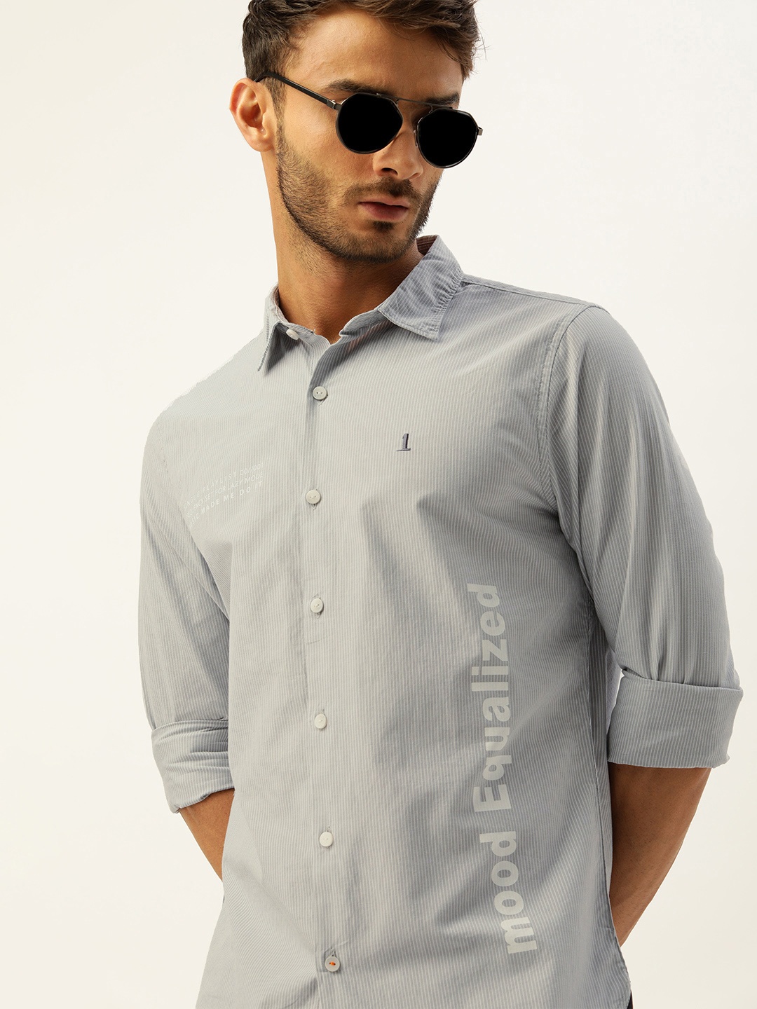 

SINGLE Men Grey &White Striped Slim Fit Pure Cotton Casual Shirt