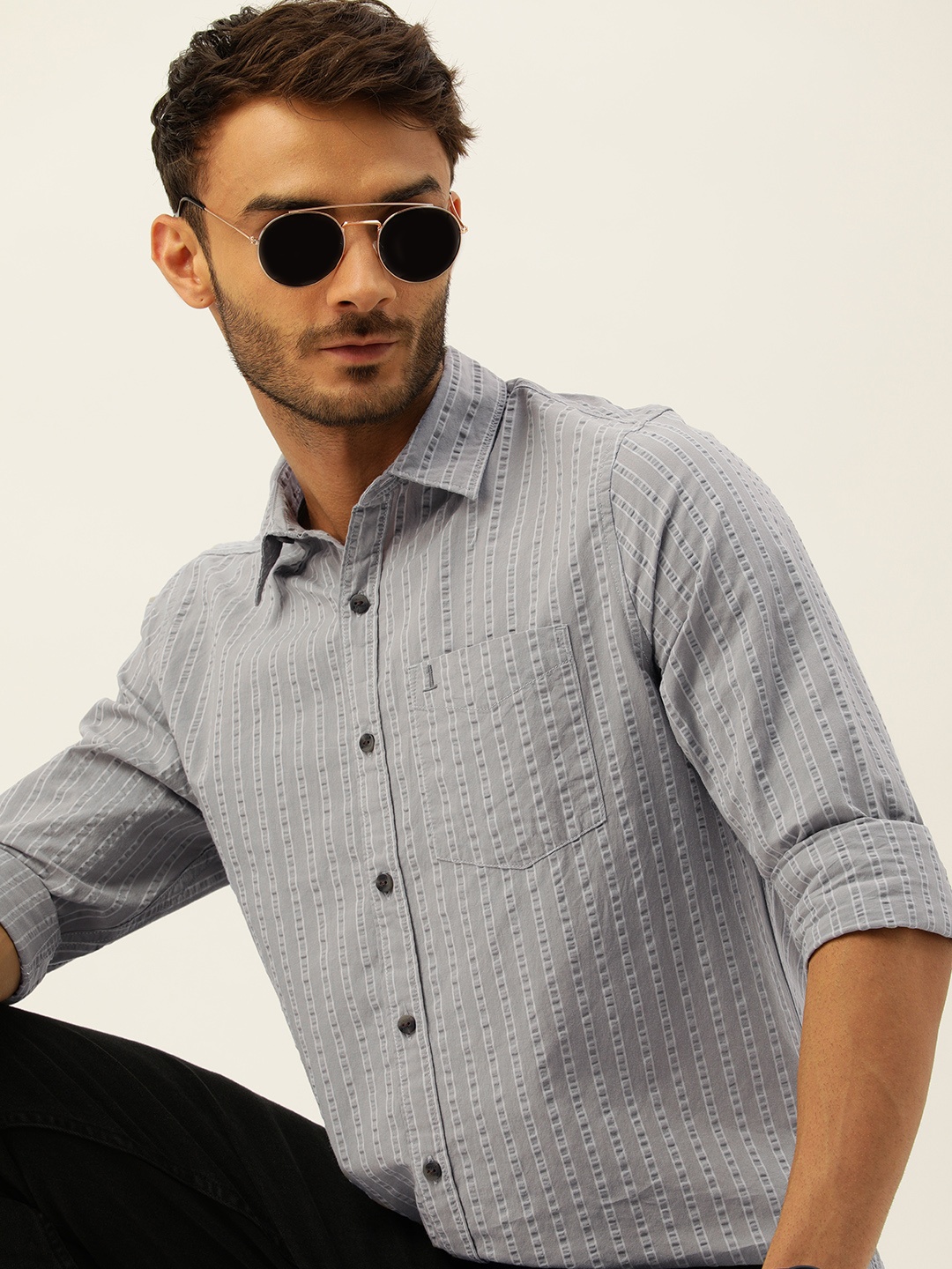 

SINGLE Men Grey Slim Fit Striped Pure Cotton Casual Shirt