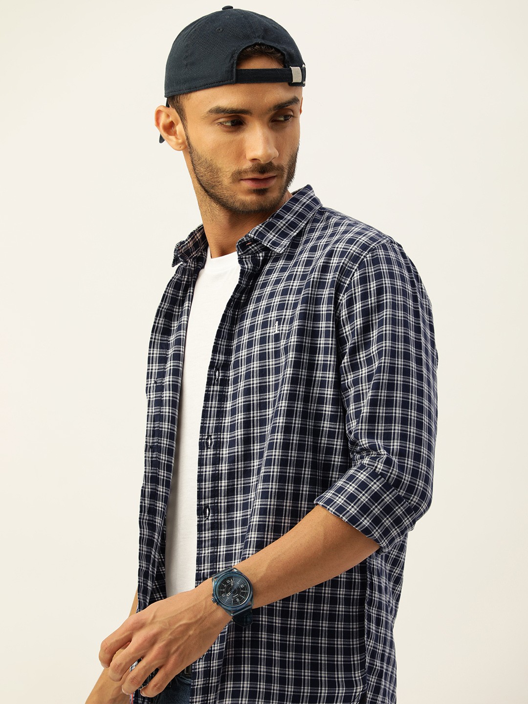 

SINGLE Men Navy Blue And White Slim Fit Tartan Checked Pure Cotton Casual Shirt