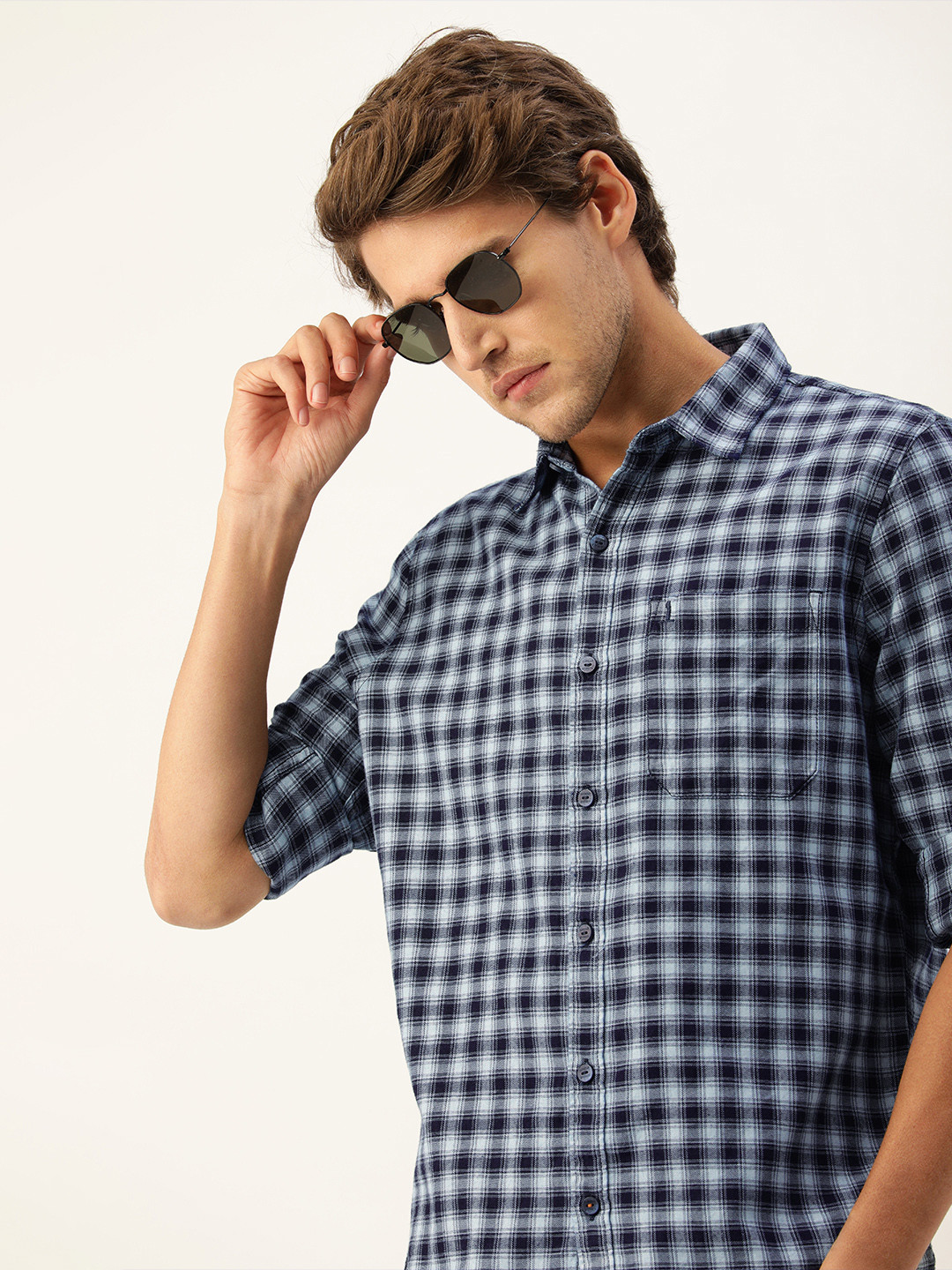 

SINGLE Men Navy Blue Slim Fit Checked Pure Cotton Casual Shirt