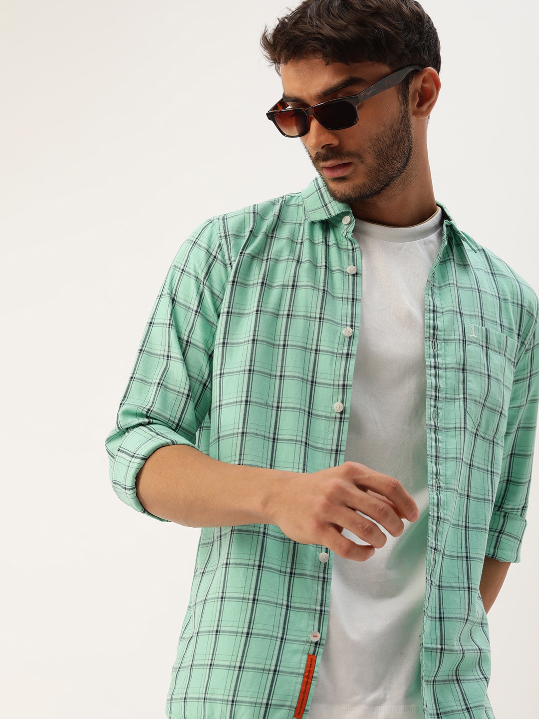 

SINGLE Men Green & Black Slim Fit Checked Casual Pure Cotton Shirt