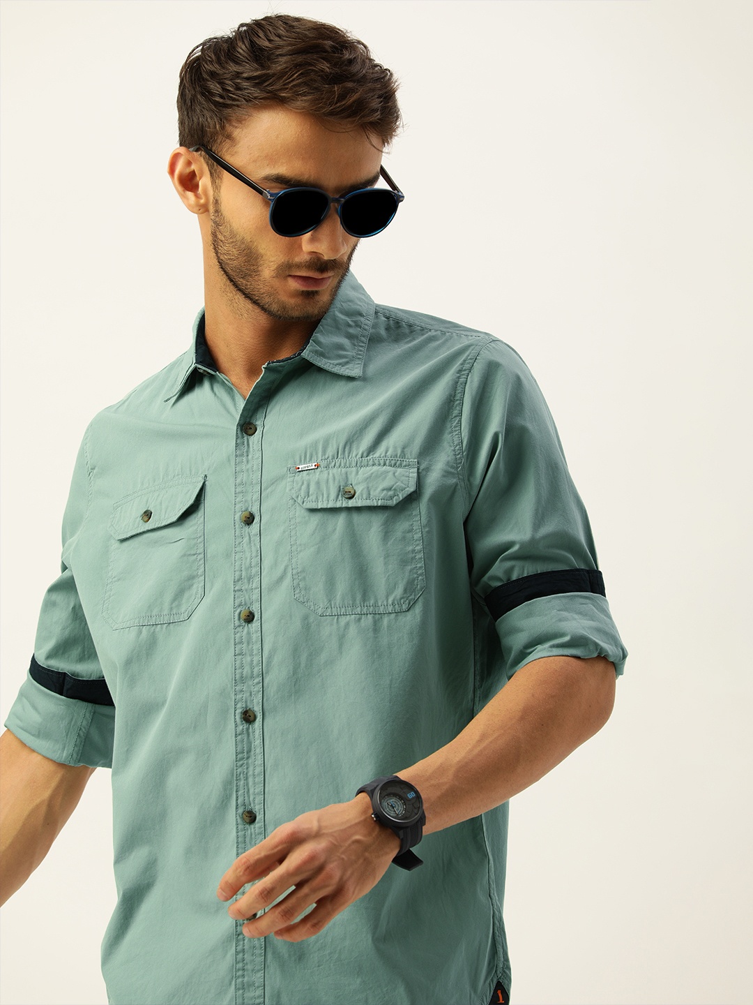 

SINGLE Men Green Solid Pure Cotton Slim Fit Casual Shirt