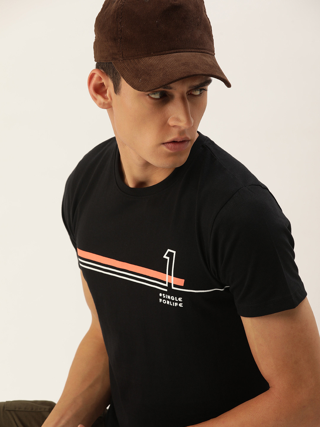 

SINGLE Men Black Striped Pure Cotton Slim Fit T-shirt