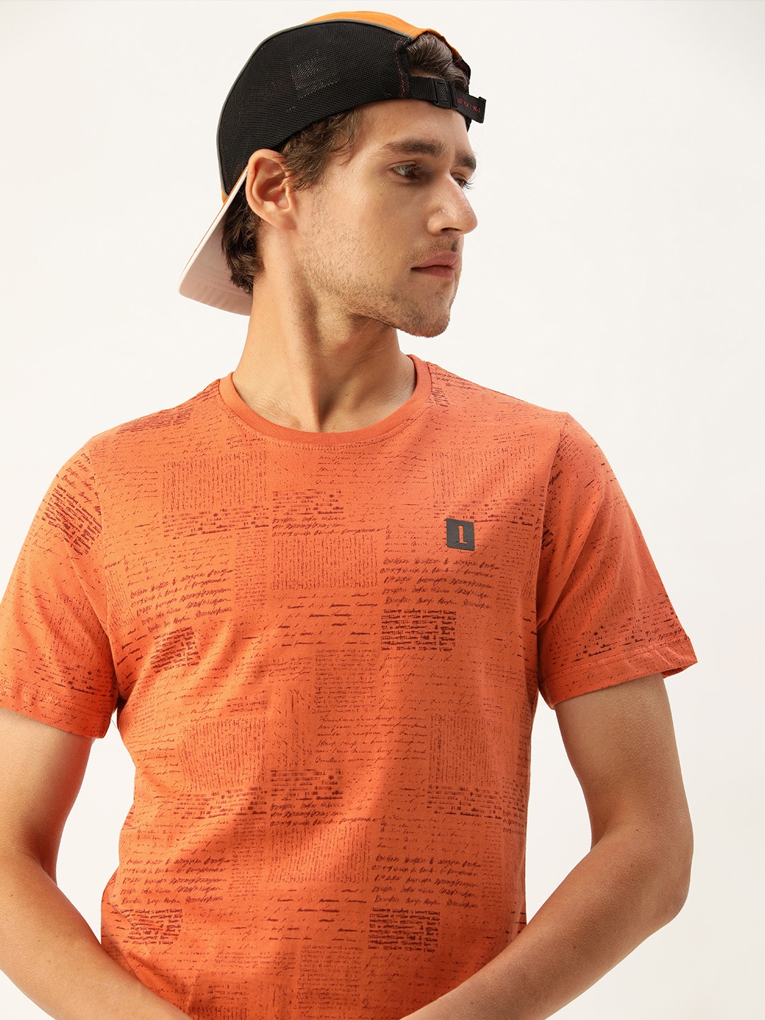 

SINGLE Men Orange & Maroon Typography Printed Slim Fit Pure Cotton T-shirt