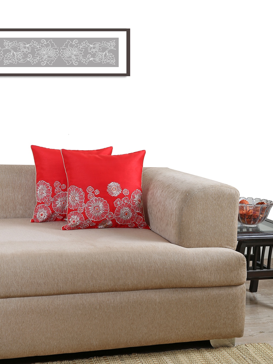 

ANS Red Set of 2 Floral Embroidered 16'' x 16'' Square Cushion Covers