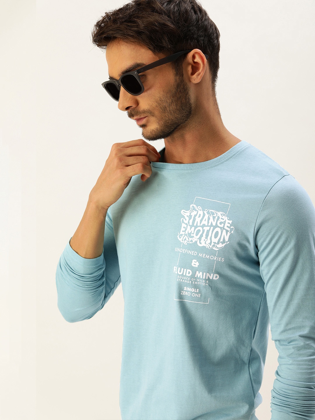 

SINGLE Men Blue & White Printed Pure Cotton Slim Fit T-shirt
