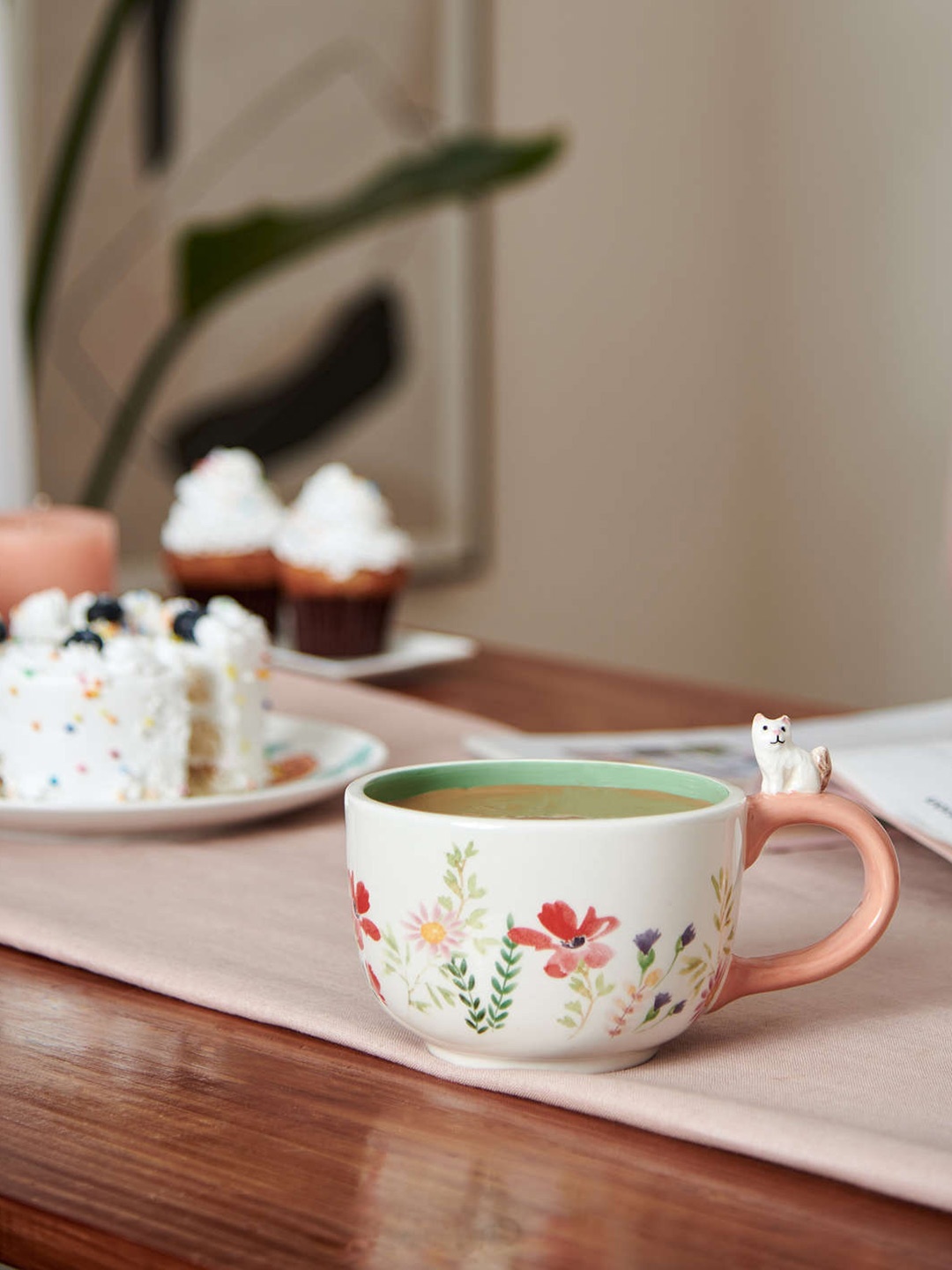 

Chumbak Peach-Coloured & White Printed Ceramic Glossy Mug