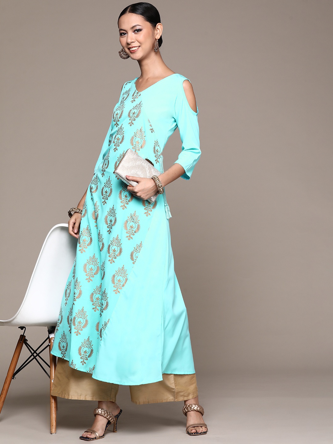 

ZIYAA Women Turquoise Blue Floral Printed Crepe Anarkali Kurta