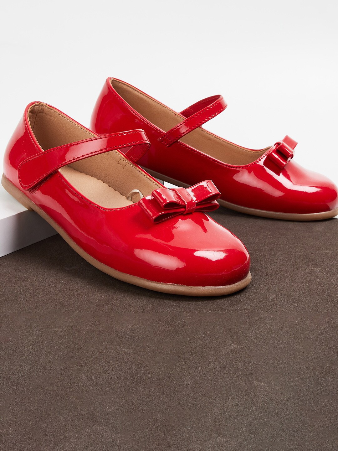 

Fame Forever by Lifestyle Girls Red Ballerinas with Bows Flats