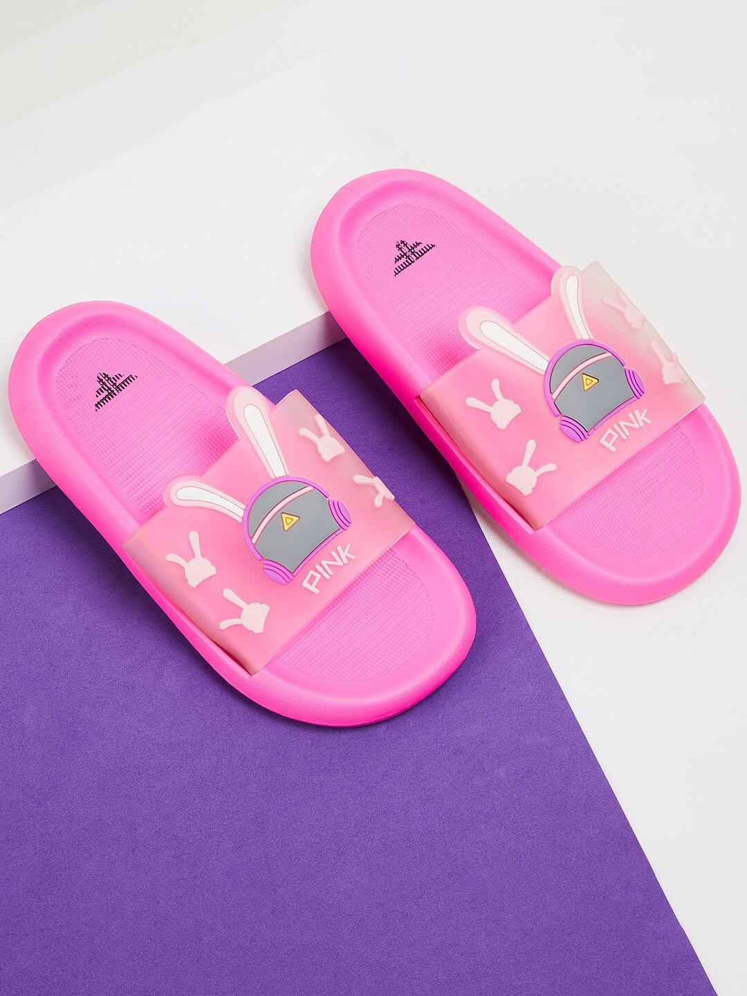 

Fame Forever by Lifestyle Girls Pink Printed Rubber Sliders