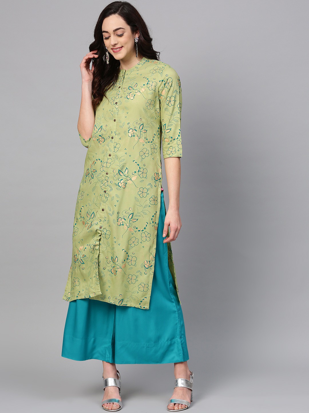 

Varanga Women Green & Blue Floral Printed Kurta
