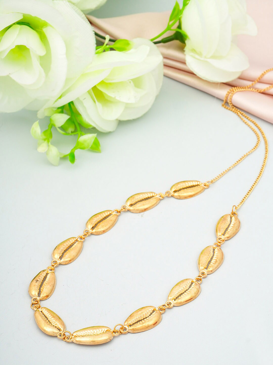 

Ferosh Women Gold Seashell Belly Chain
