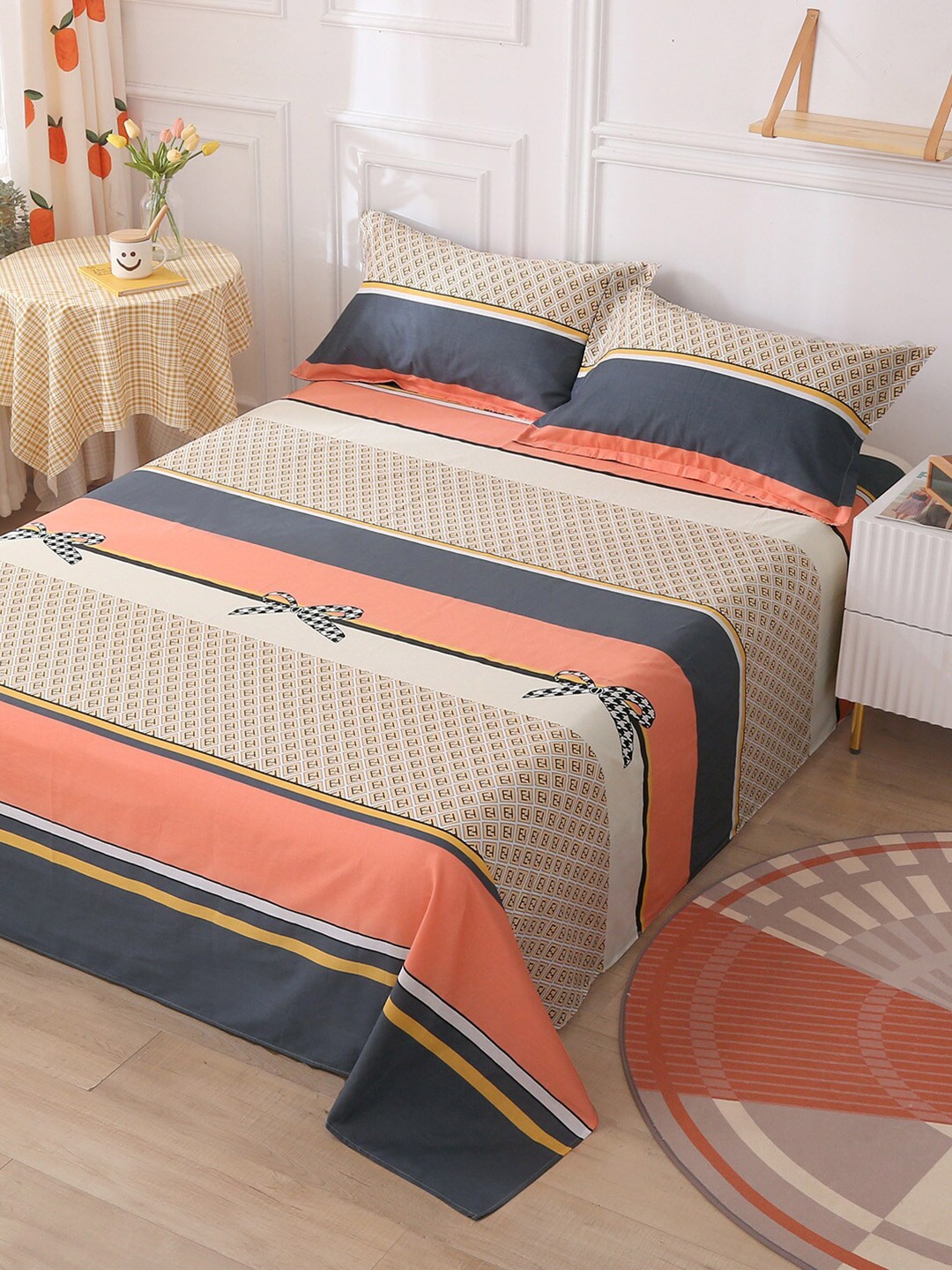 

JC HOME Peach-Coloured & Grey Geometric 210 TC King Bedsheet with 2 Pillow Covers