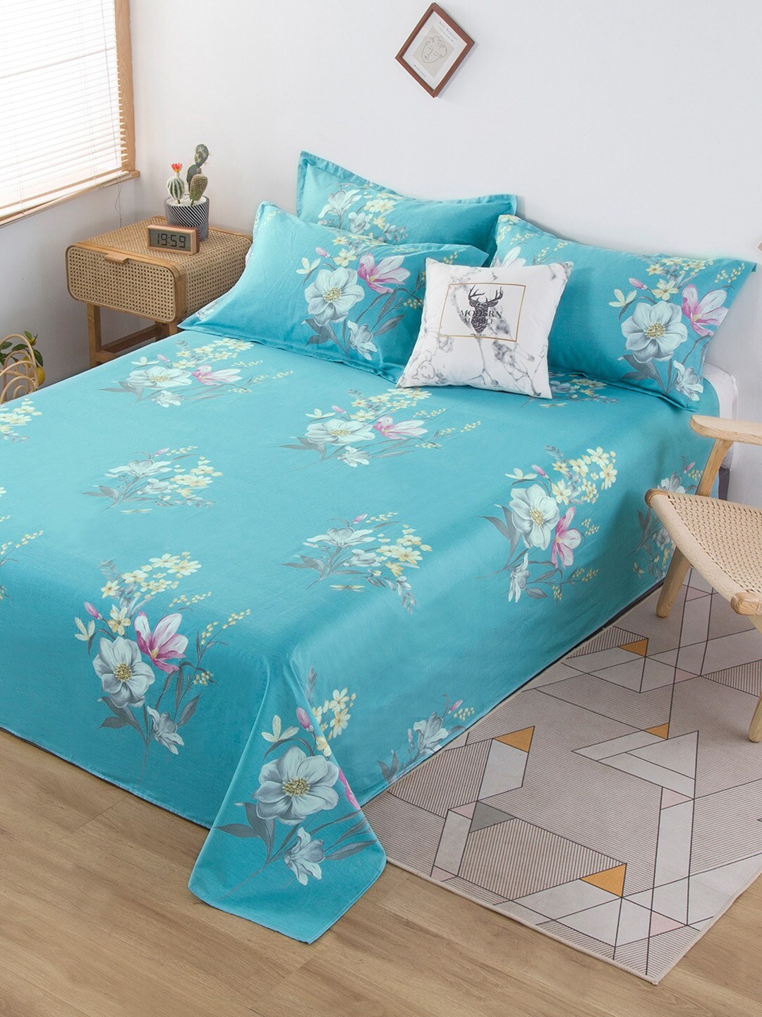 

JC HOME Pink & Blue Floral Printed 210 TC Queen Bedsheet