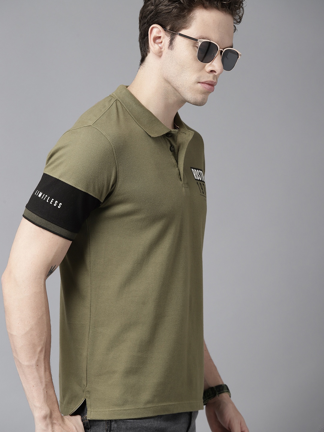 

Roadster Men Olive Green Brand Logo Print Polo Collar Pure Cotton T-shirt