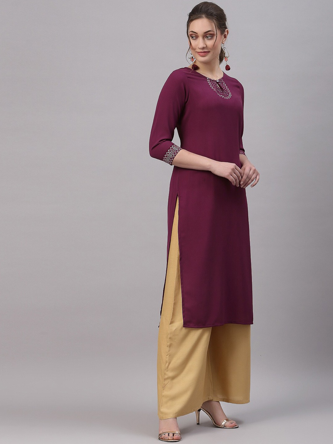 

SANISA Women Purple Embroidered Kurta