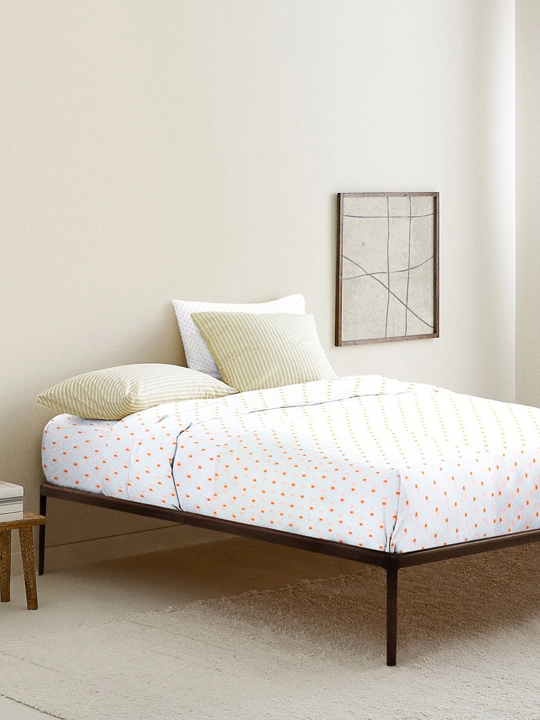 

THE BABY ATELIER White & Orange Geometric 300 TC Single Bedsheet