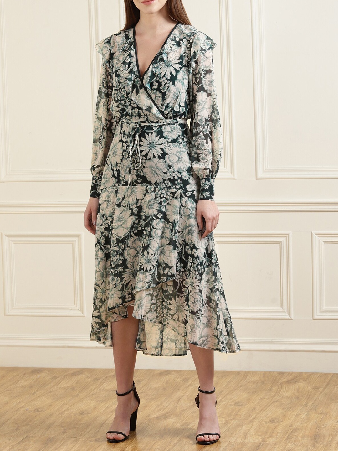 

Phase Eight Green & White Floral A-Line Midi Dress