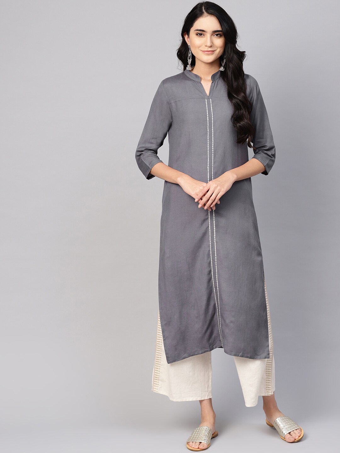

Varanga Women Grey Solid Kurta