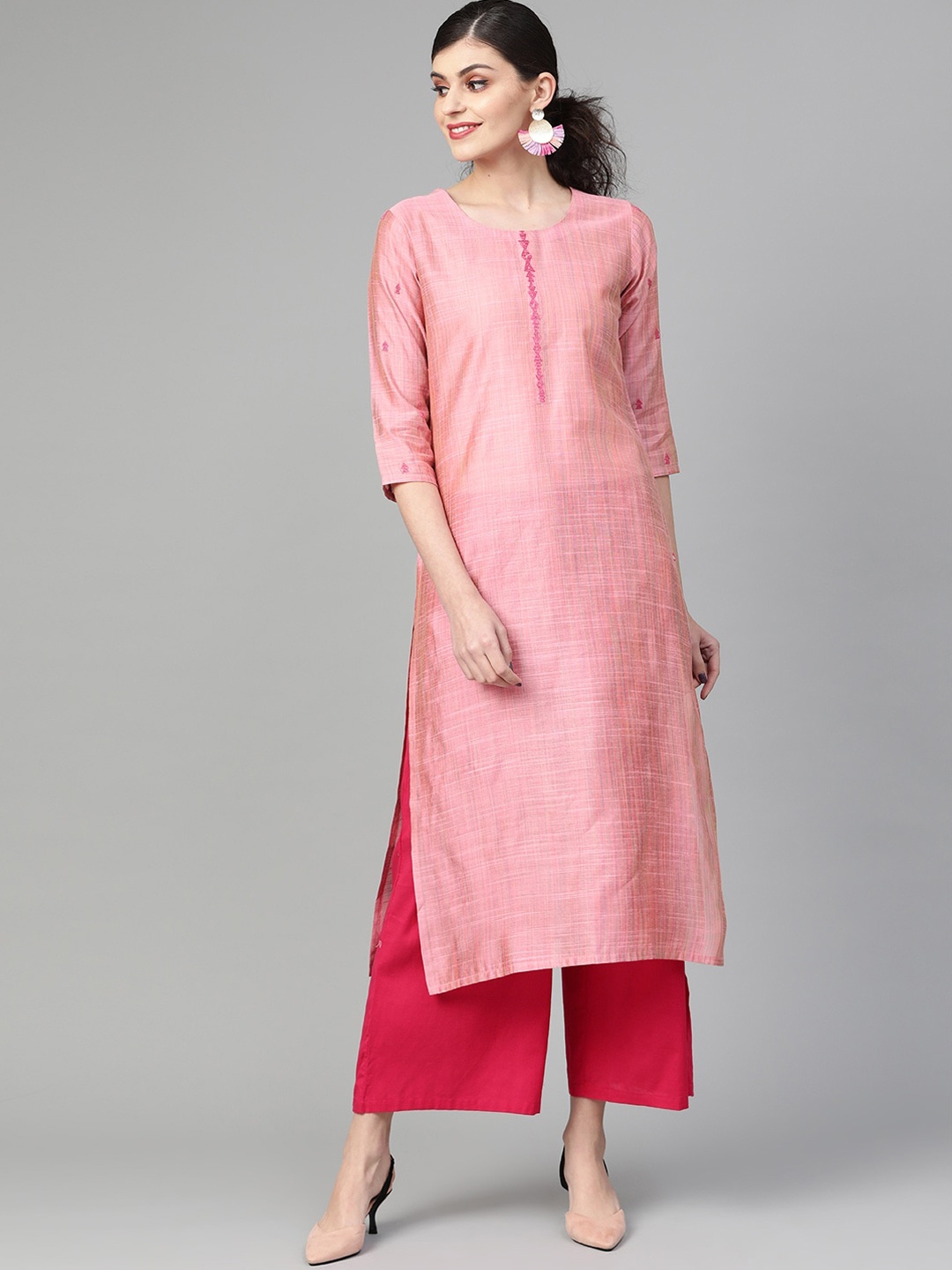 

Varanga Women Pink Solid Kurta