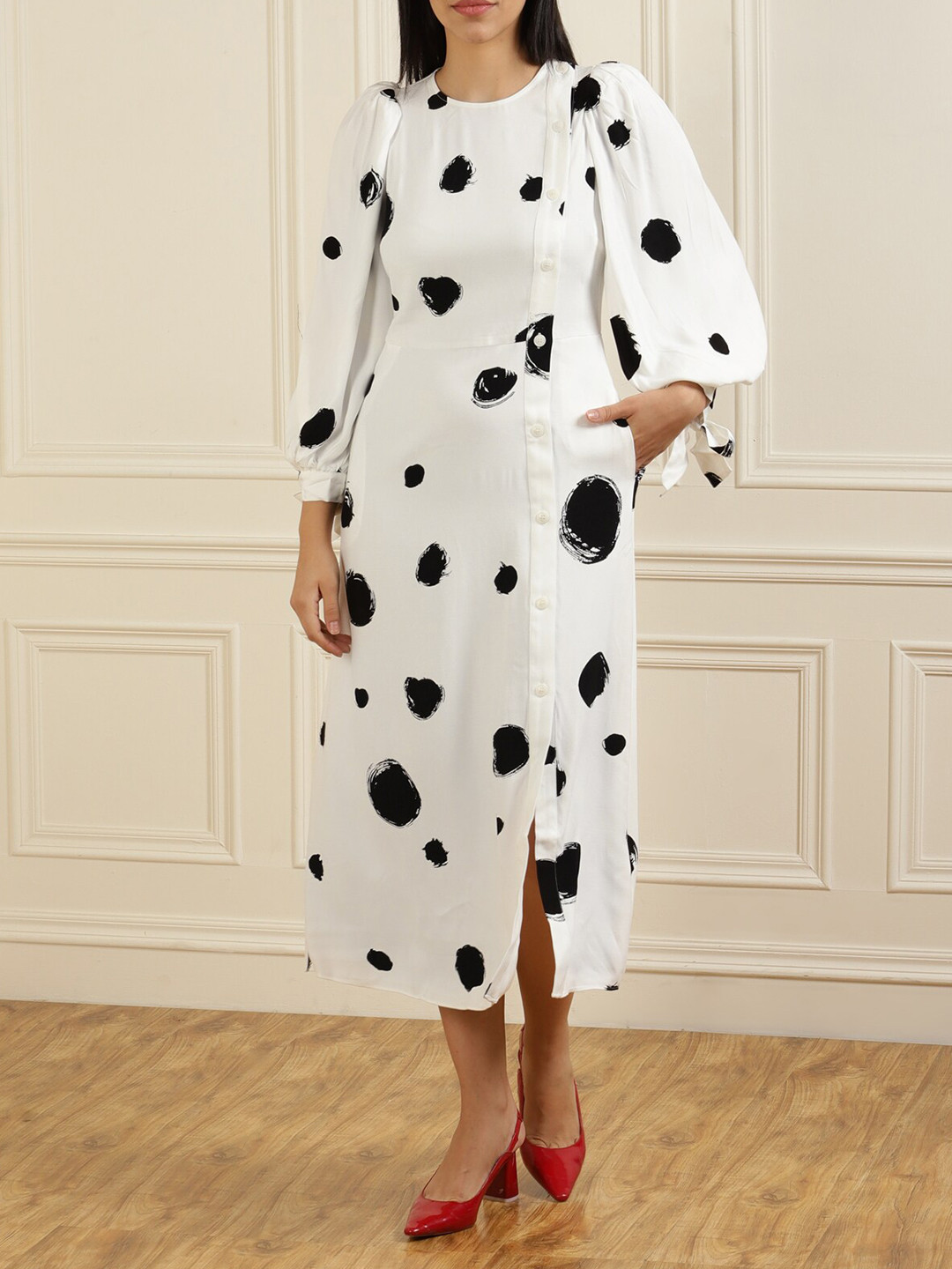 

Ted Baker Women White & Black A-Line Midi Dress