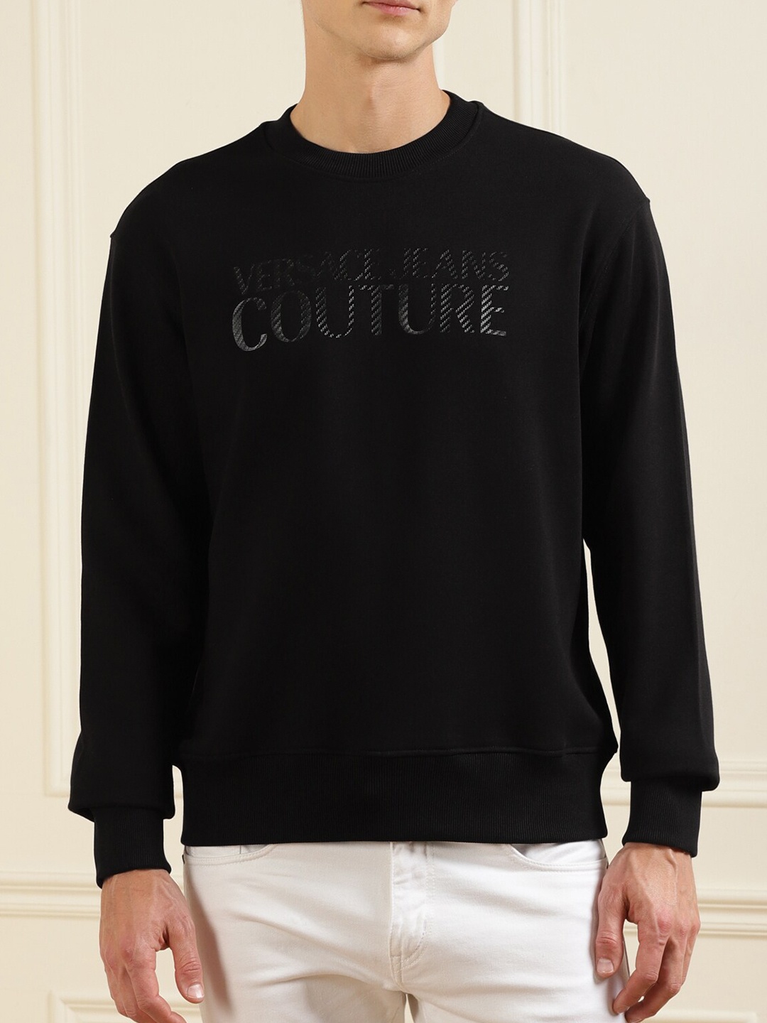 

Versace Jeans Couture Men Black Printed Sweatshirt