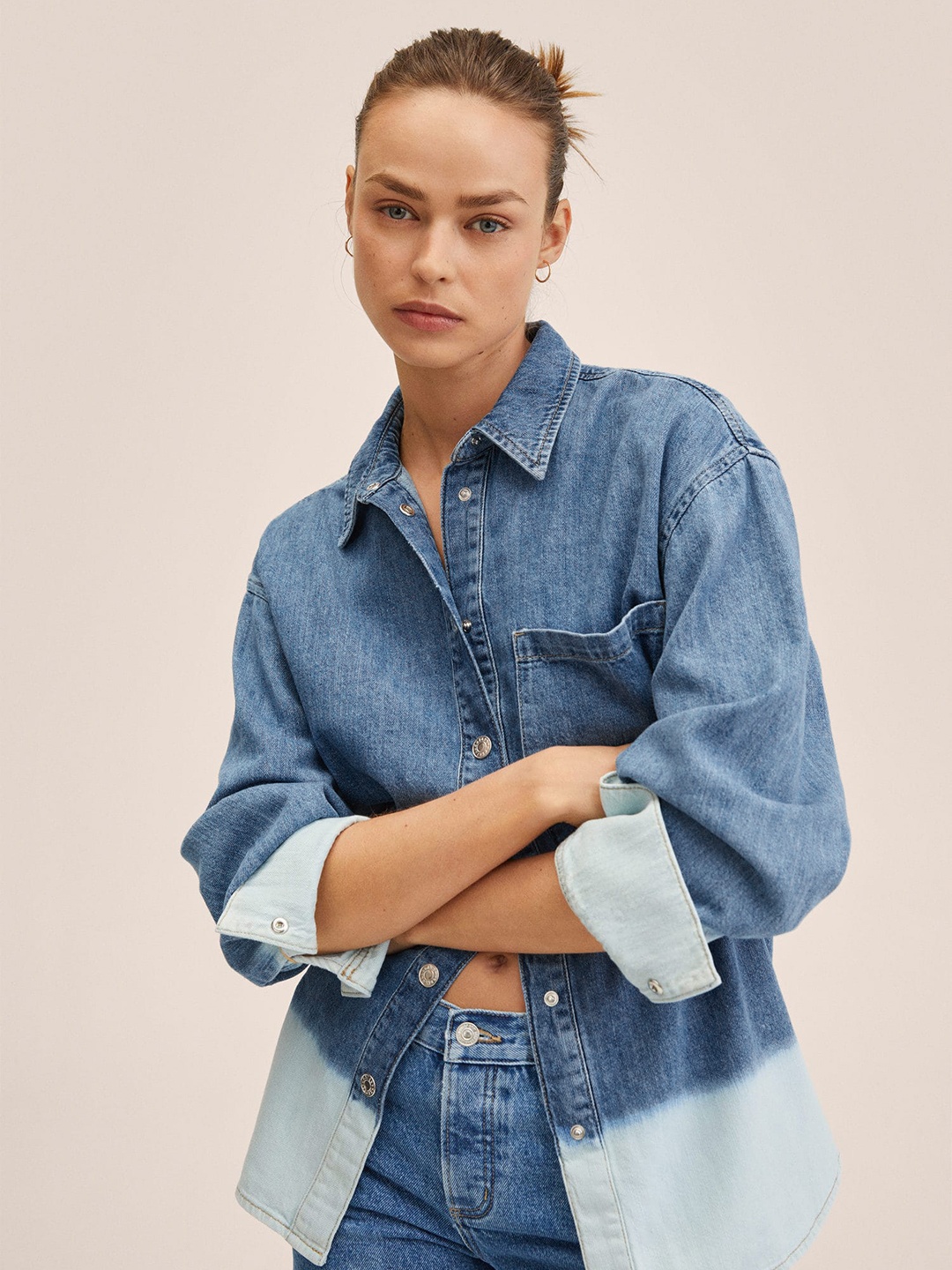 

MANGO Women Blue & White Ombre Oversized Denim Shirt