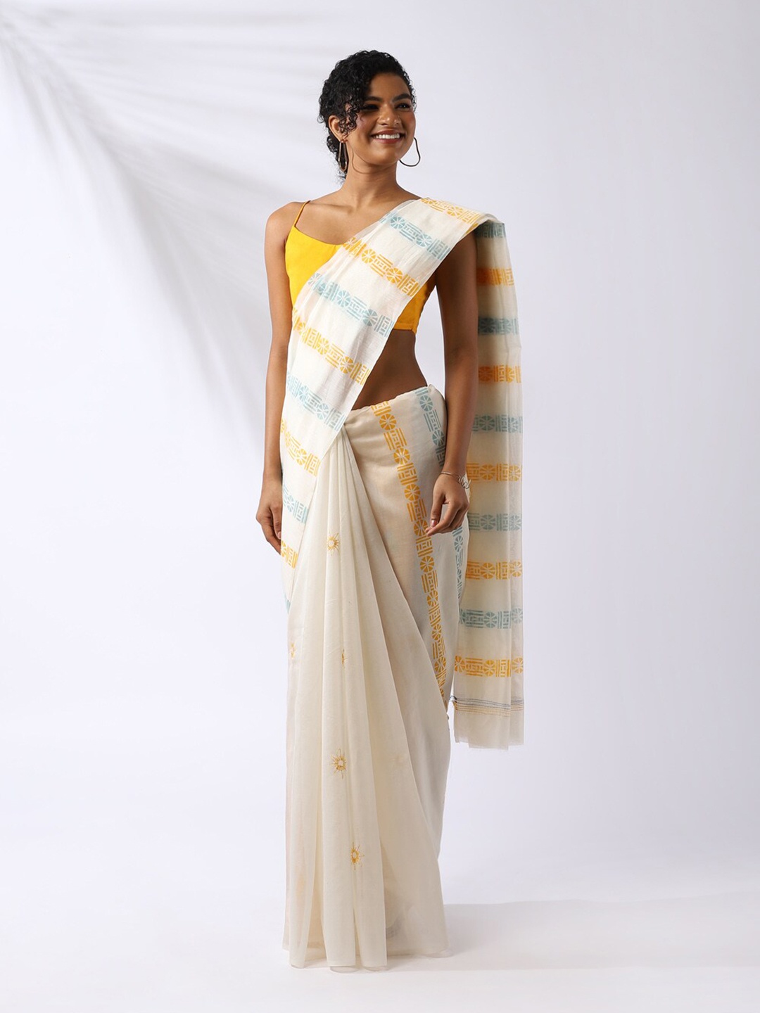 

Taneira Off White & Yellow Printed Silk Cotton Saree