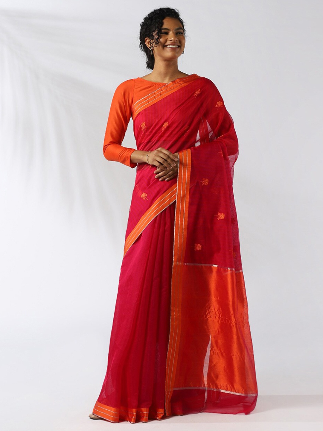 

Taneira Red & Orange Floral Silk Cotton Chanderi Saree