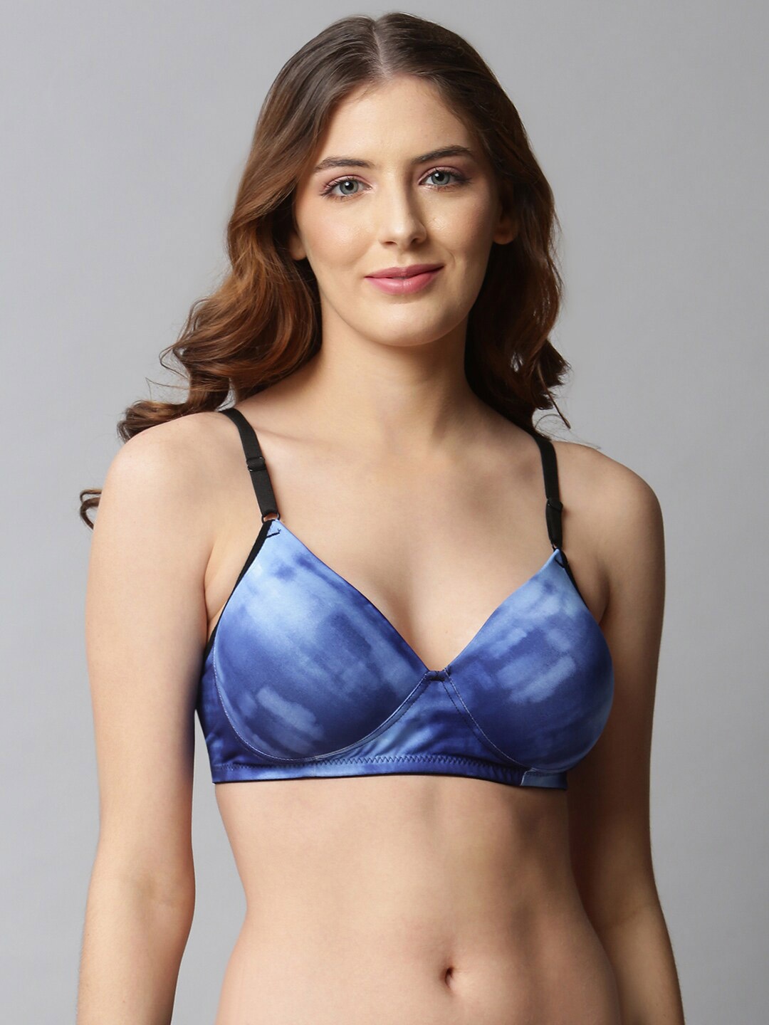 

CUKOO Blue & Black Geometric Feather Lightly Padded Bra
