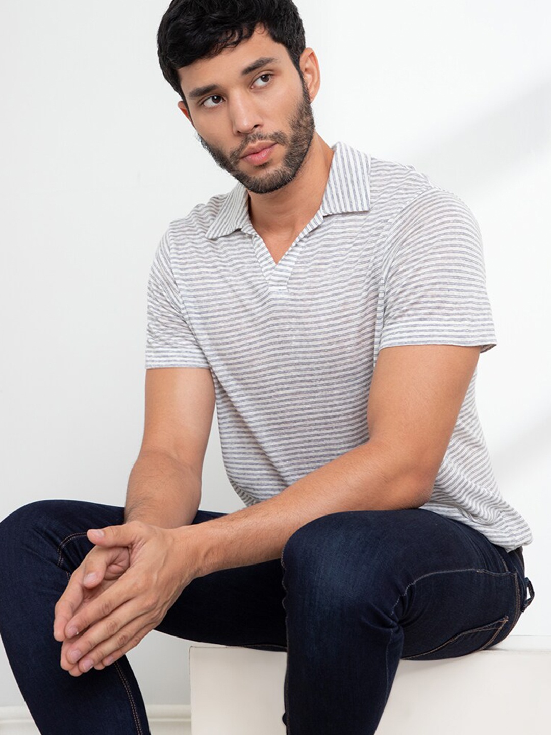 

ORIGIN BY ZALORA Men White & Grey Striped Polo Collar Relaxed Fit Linen T-shirt