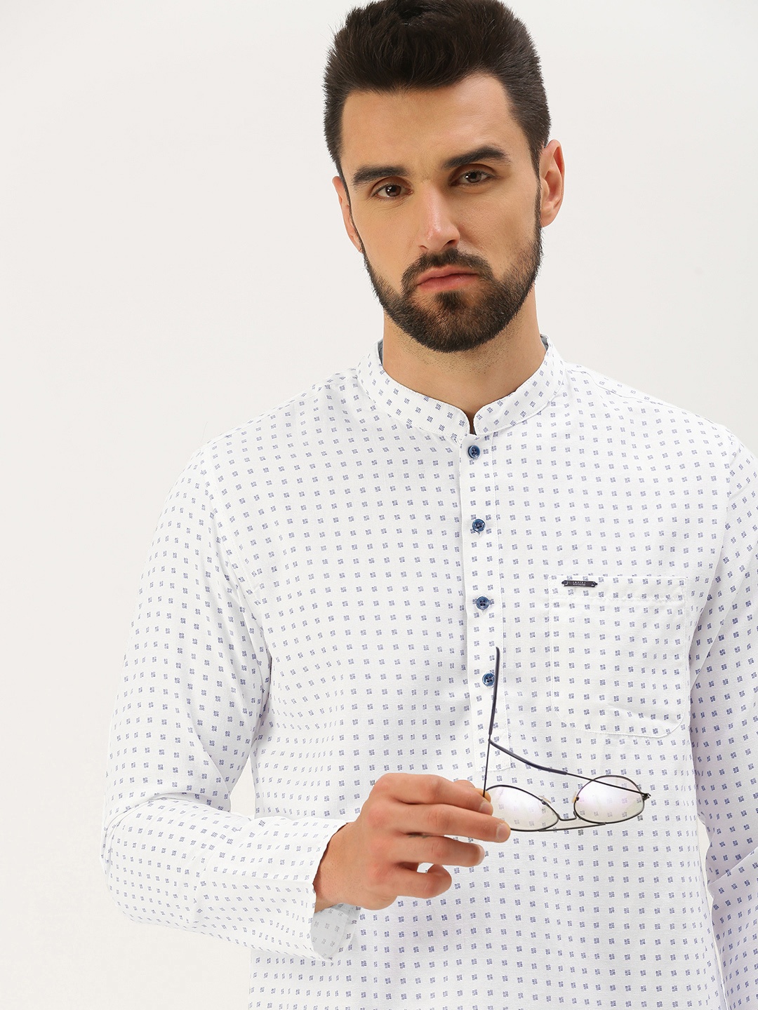 

Peter England Men White & Blue Printed Straight Kurta