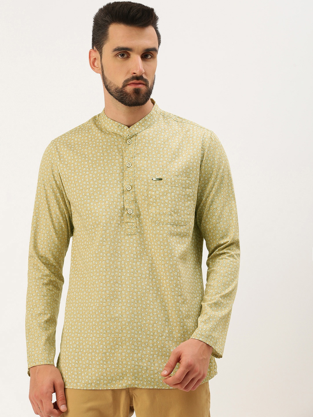 

Peter England Men Green & Off-White Floral Printed Pure Cotton Straight Kurta