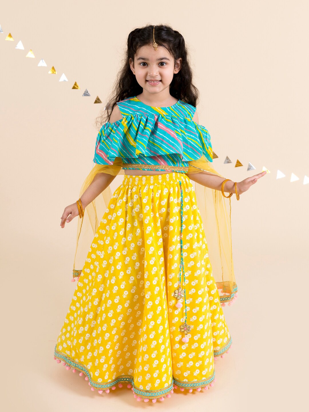 

pspeaches Girls Yellow & Turquoise Blue Printed Ready to Wear Lehenga & Blouse With Dupatta