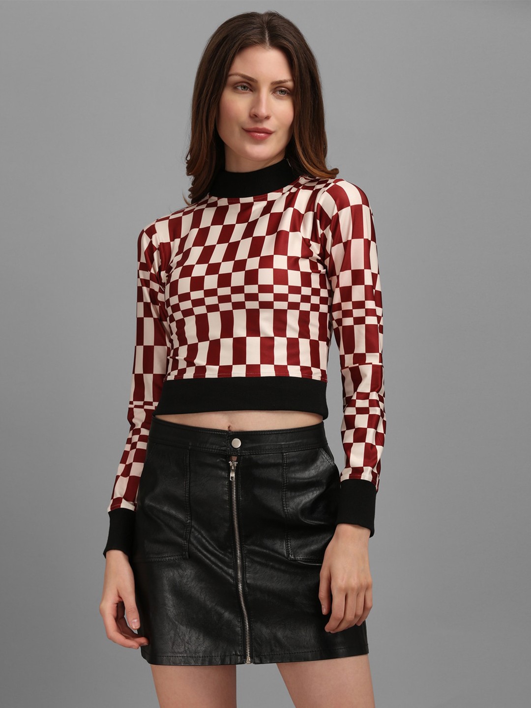 

PURVAJA Women Maroon Geometric Print Crop Top