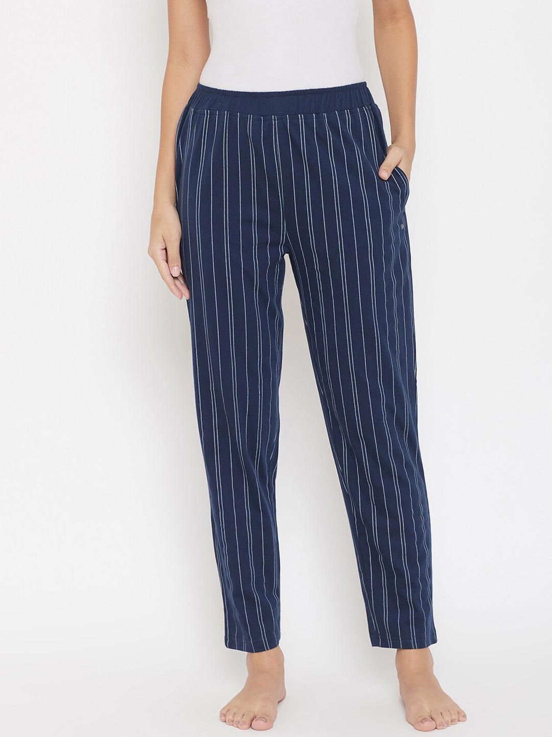 

Okane Women Blue Stripe Lounge Pants