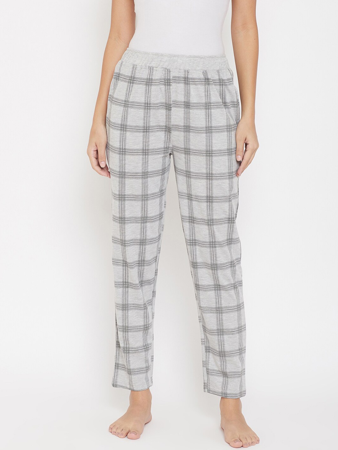 

Okane Women Grey Checked Lounge Pants