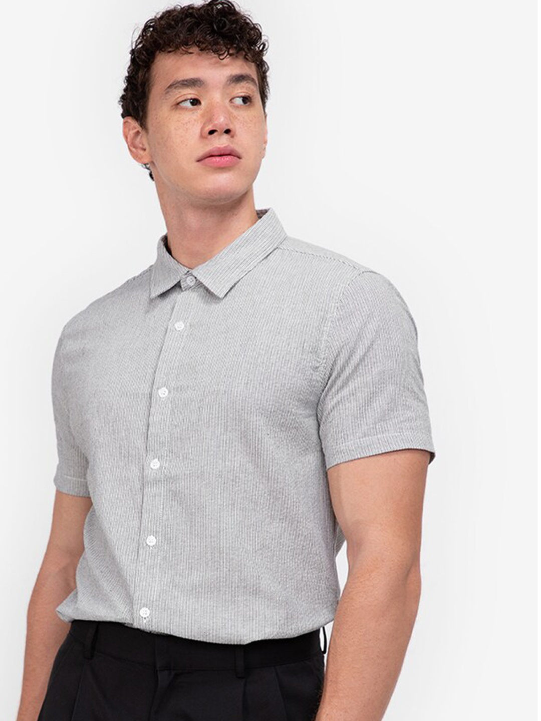 

ZALORA BASICS Men Grey Striped Pure Cotton Short Sleeve Casual Shirt