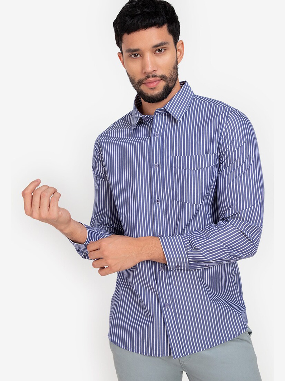 

ZALORA BASICS Men Blue & White Vertical Striped Casual Shirt