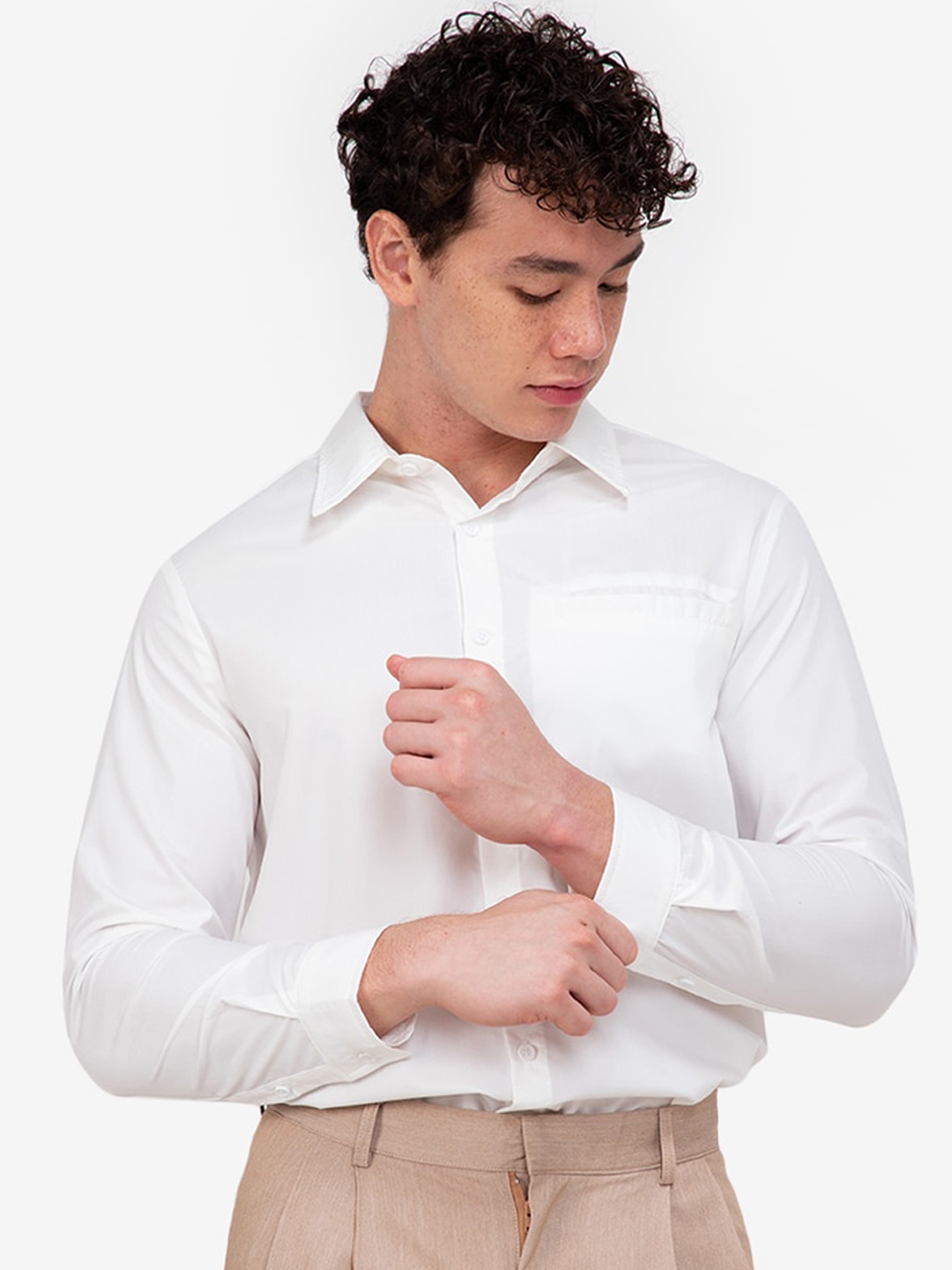 

ZALORA BASICS Men White Casual Shirt