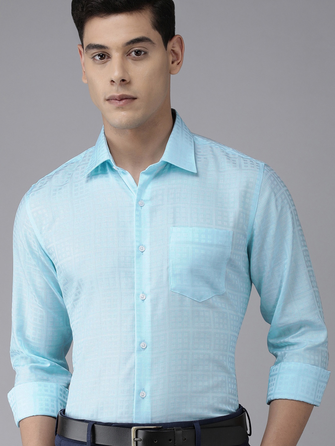 

Van Heusen Men Turquoise Blue Self Designed Slim Fit Oure Cotton Formal Shirt