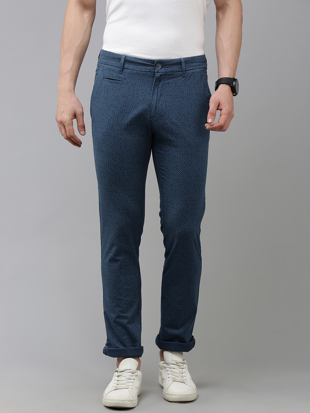 

V Dot Men Geometric Printed Slim Fit Trousers, Navy blue