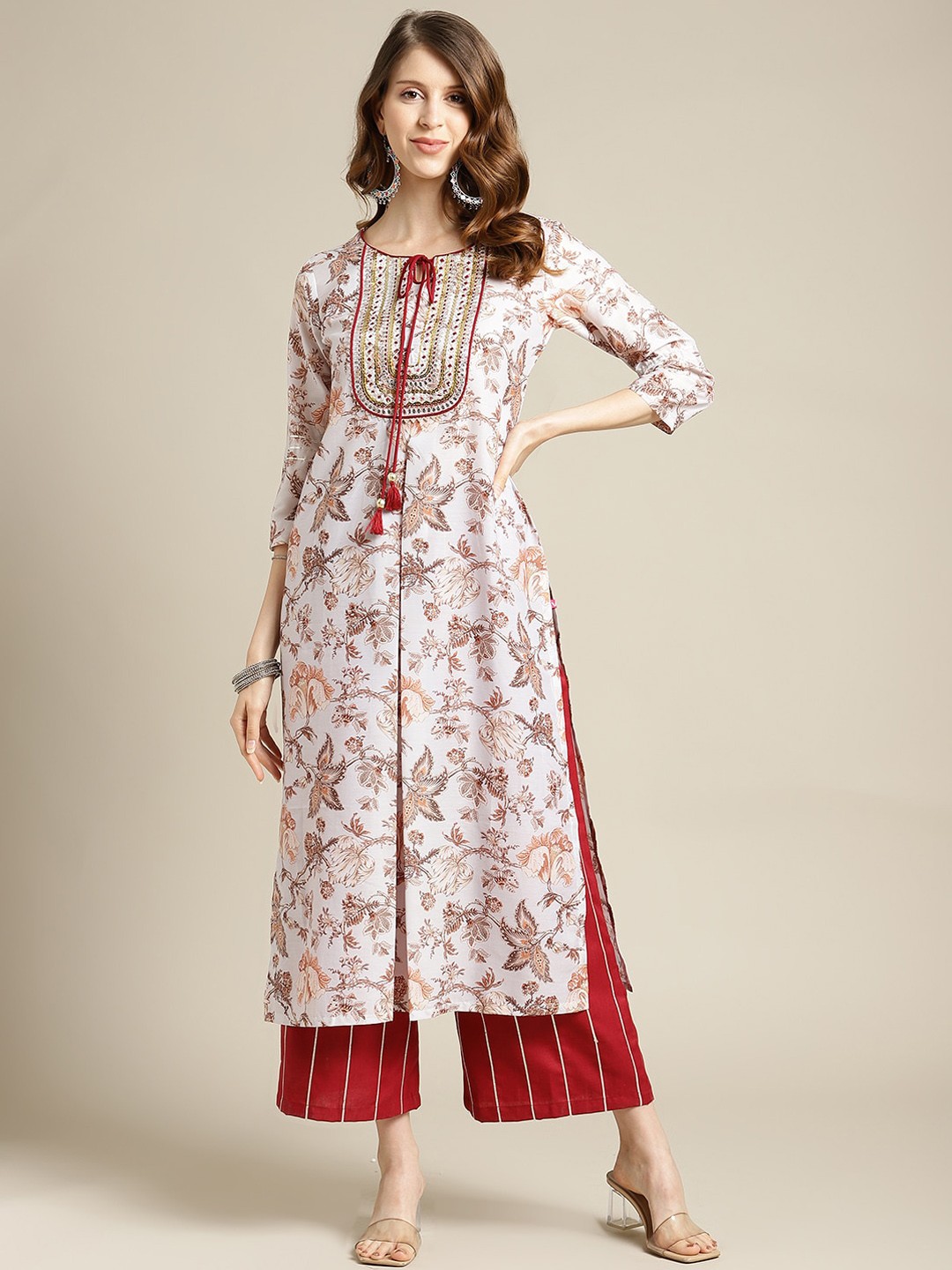 

Varanga Women Off White Floral Keyhole Neck Cold-Shoulder Sleeves Kurta