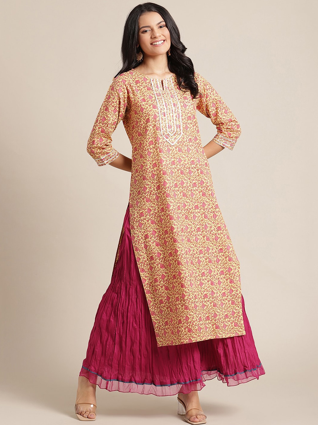 

Varanga Women Yellow Floral Printed Keyhole Neck Thread Work Kurta