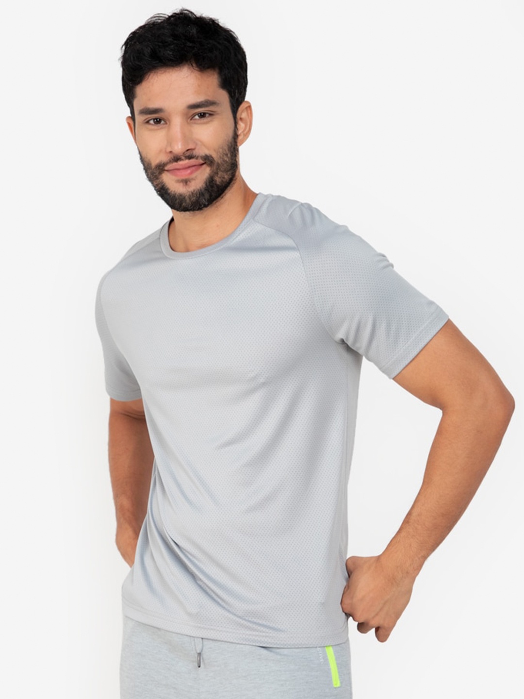 

ZALORA ACTIVE Men Grey Raglan Sleeves Training or Gym T-shirt