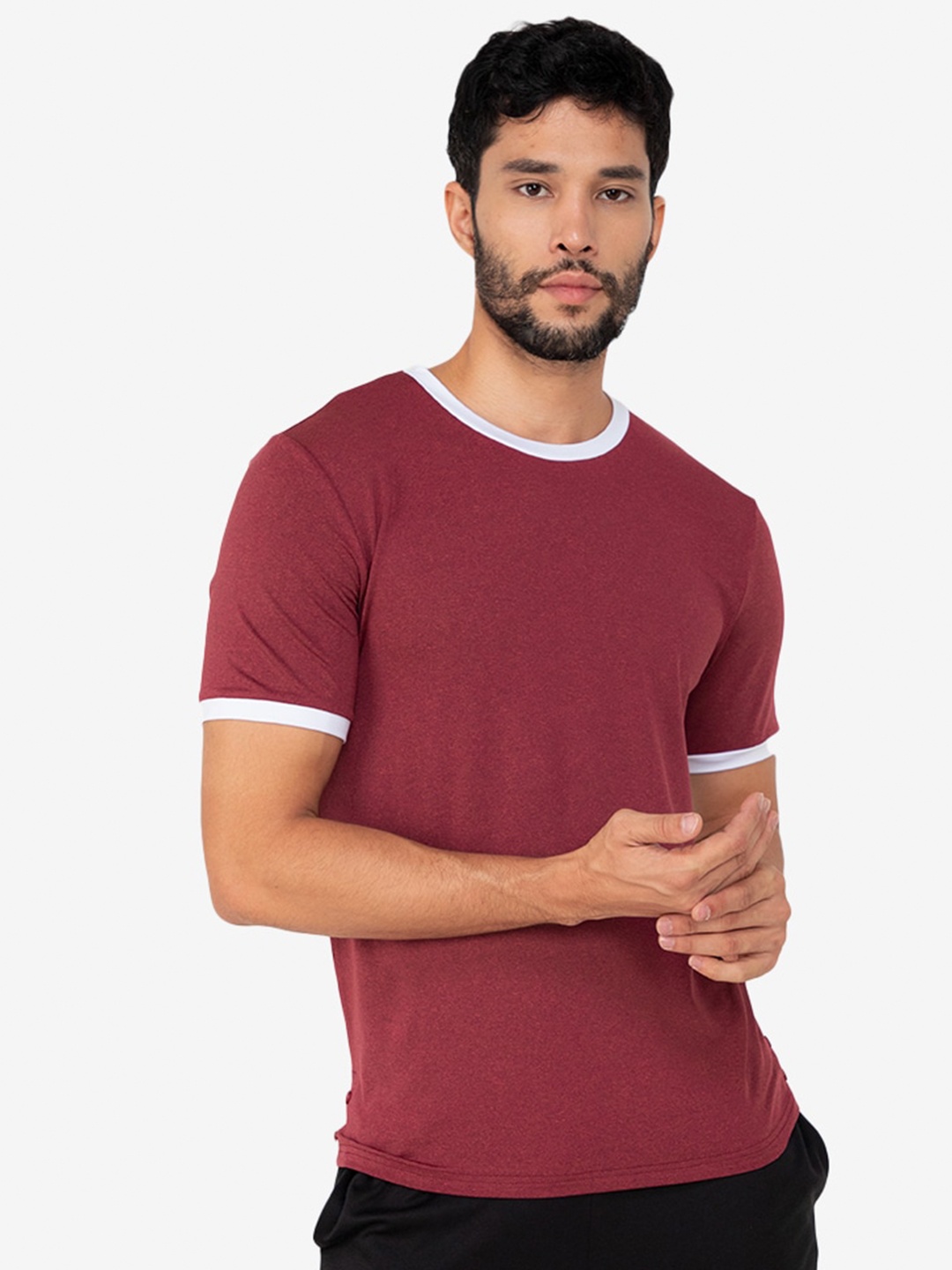 

ZALORA ACTIVE Men Maroon Solid T-shirt