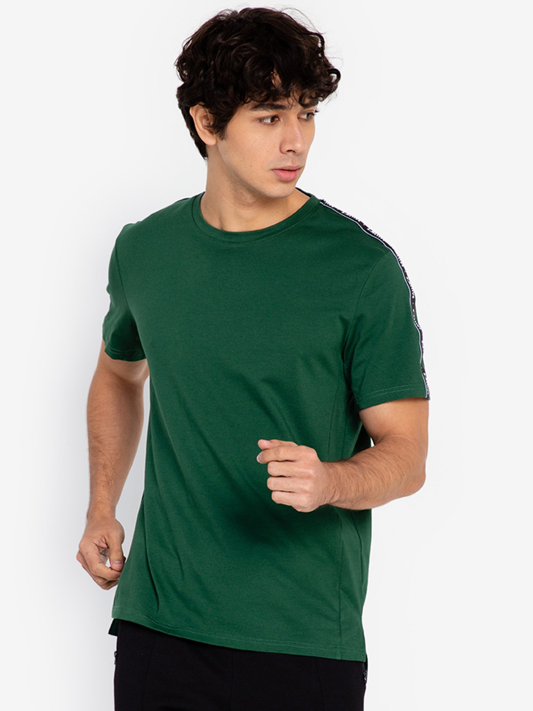 

ZALORA ACTIVE Men Green Side Trim T-Shirt