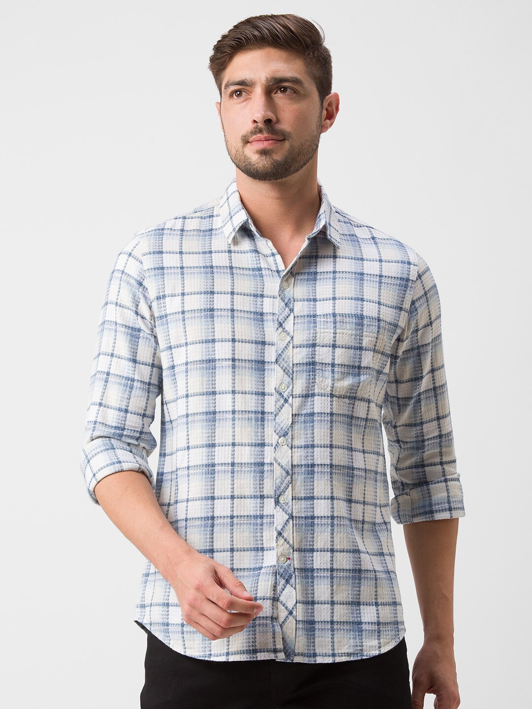 

Globus Men White Standard Tartan Checks Checked Casual Shirt