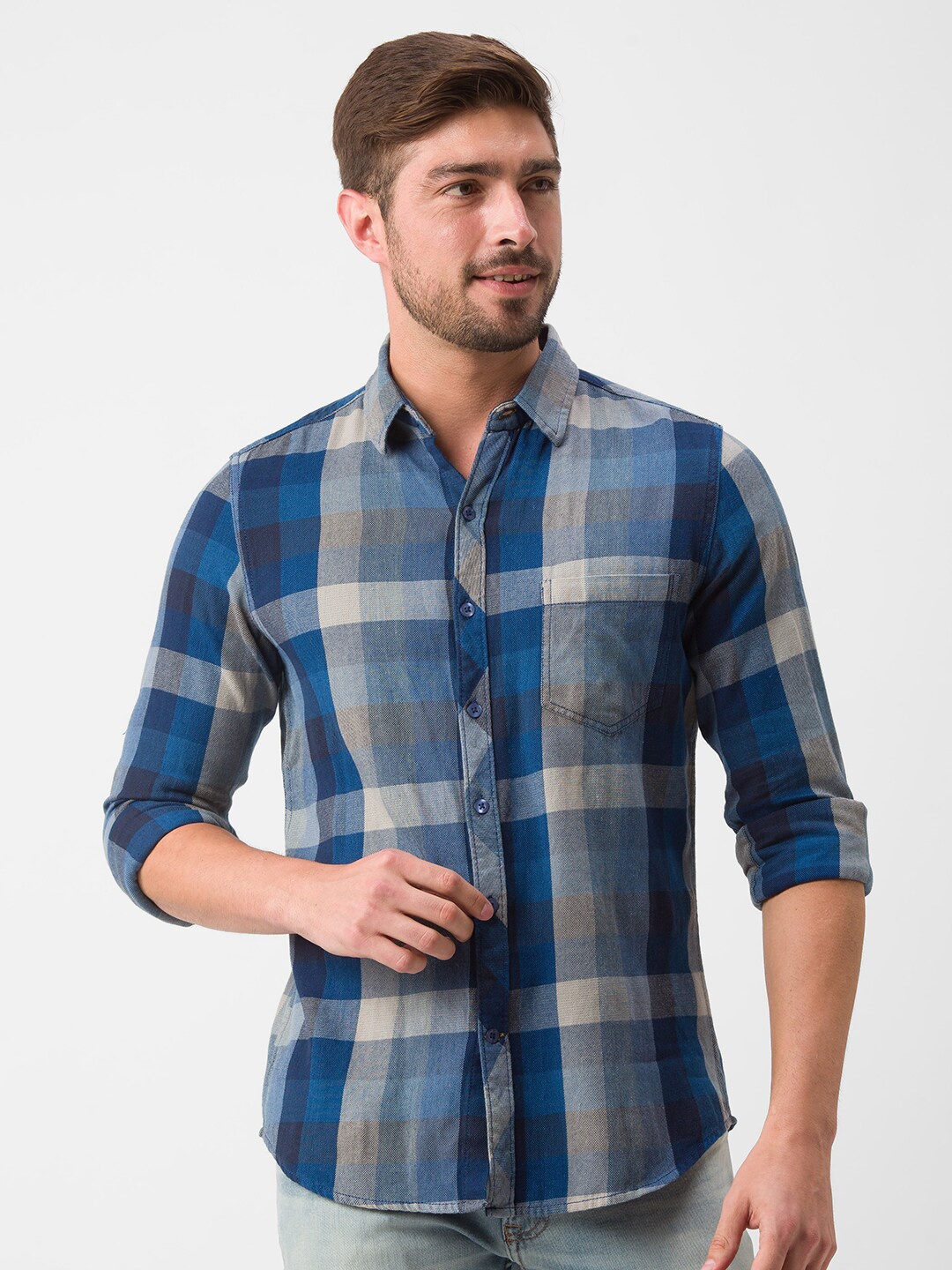 

Globus Men Blue Checked Casual Shirt